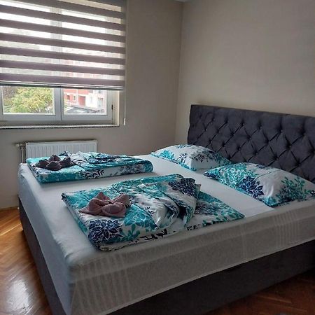 Apartamento Lnb Lux Doboj Exterior foto