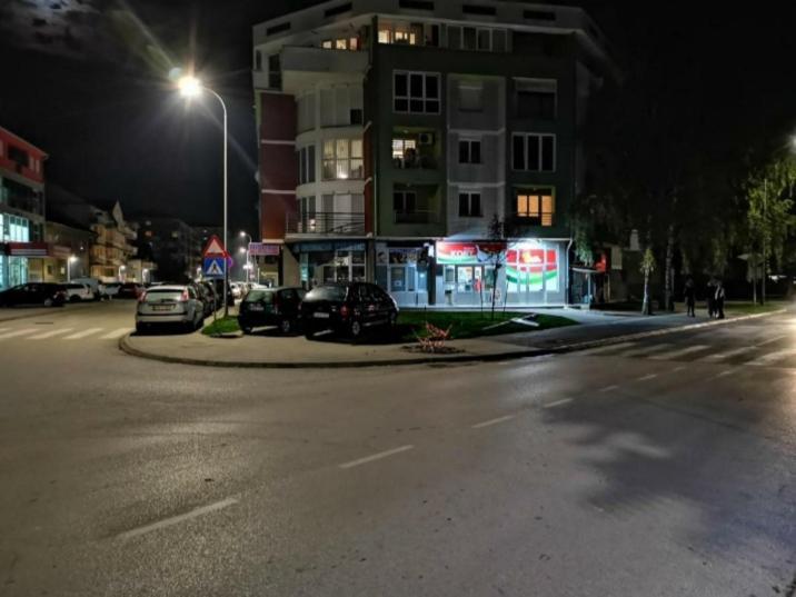Apartamento Lnb Lux Doboj Exterior foto